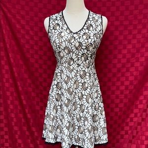 Overlace Sleeveless Dress